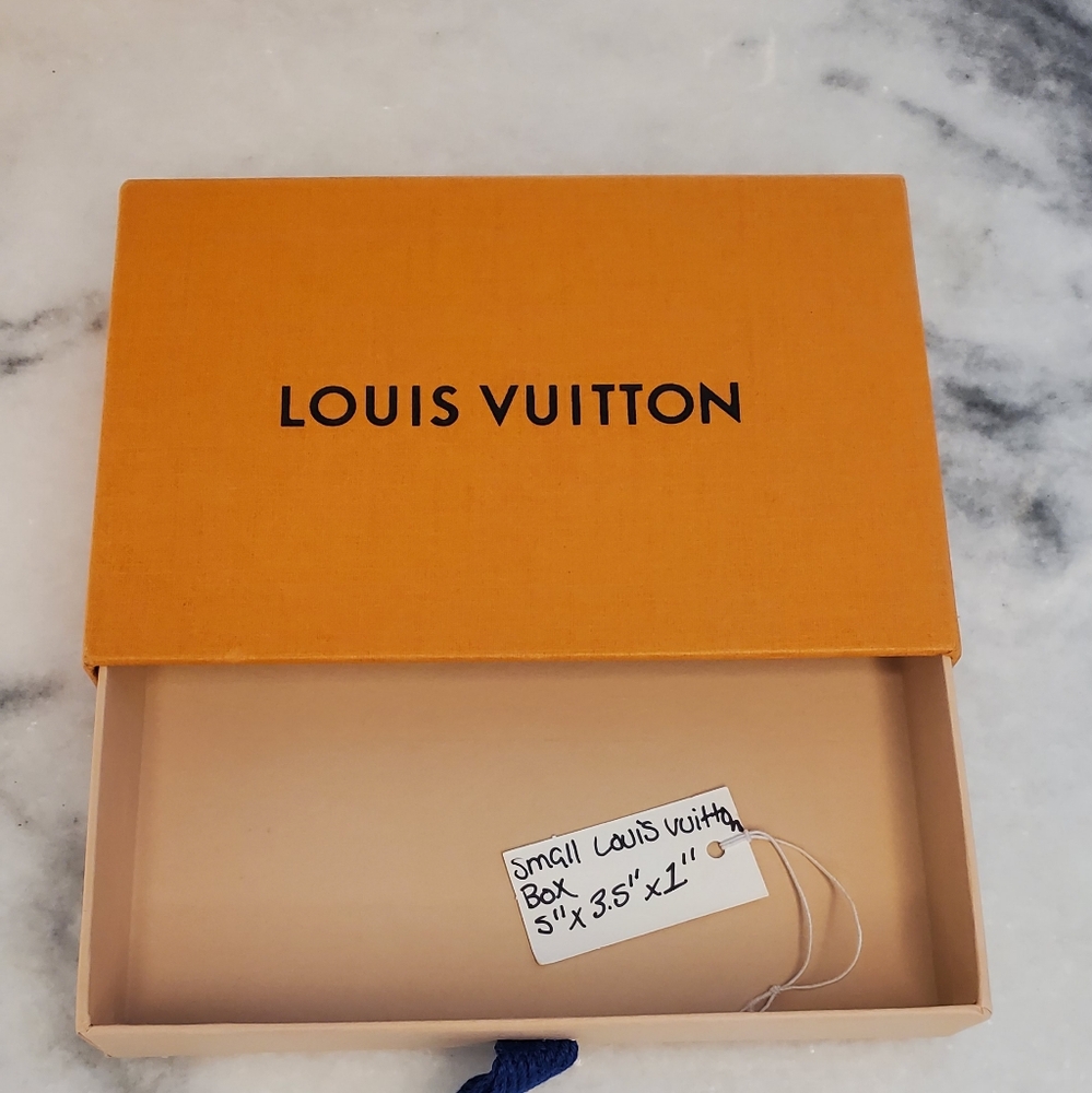 Louis vuitton gift box